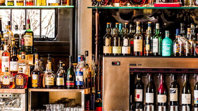 お酒は寄付できる？未開封品が支援につながる仕組みと注意点